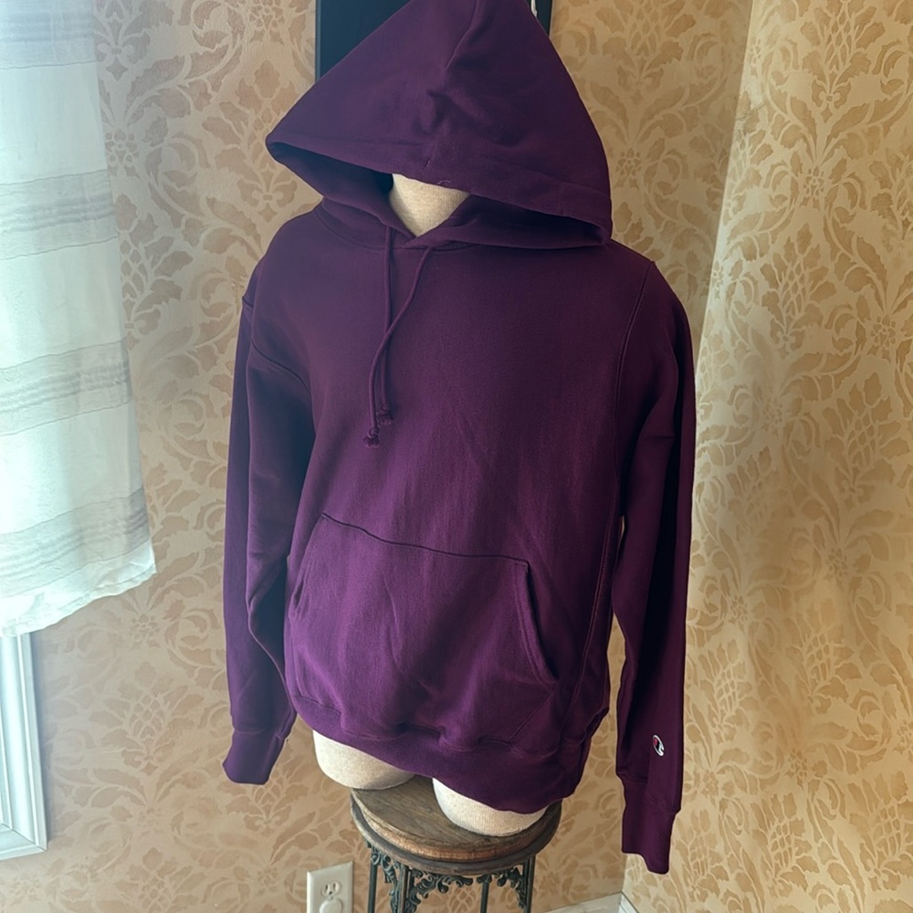 Champion women’s pullover hoodie size medium